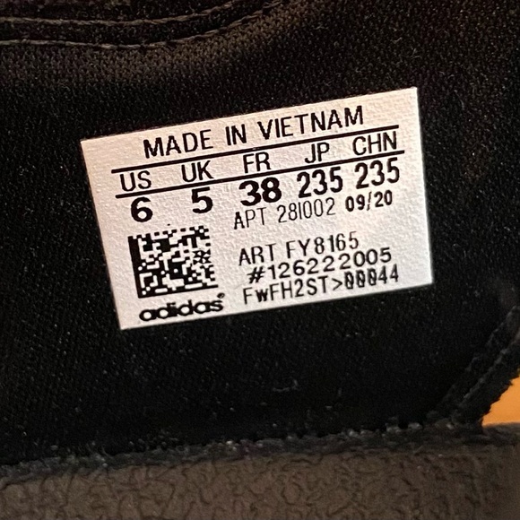 Adidas Adilette Sandals (Women’s Size 7) - Picture 6 of 8